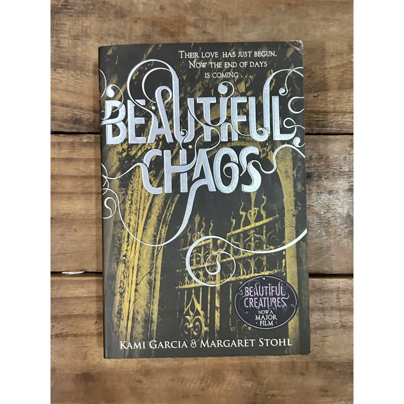 Beautiful Chaos - Kami Garcia , Margaret Stohl (Rate this book Caster Chronicles #3) 752901