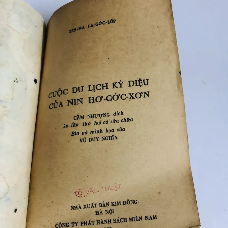CUỘC DU LỊCH KỲ DIỆU CỦA NIN HƠ - GỚC - XƠN 568228