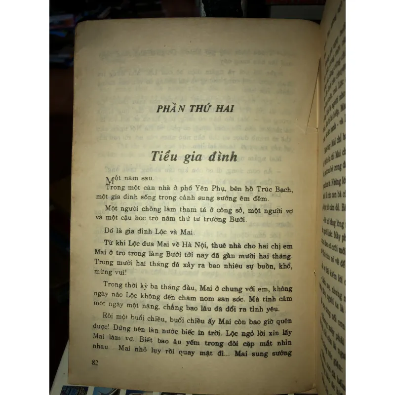 Nửa chừng xuân - Khái Hưng 798876