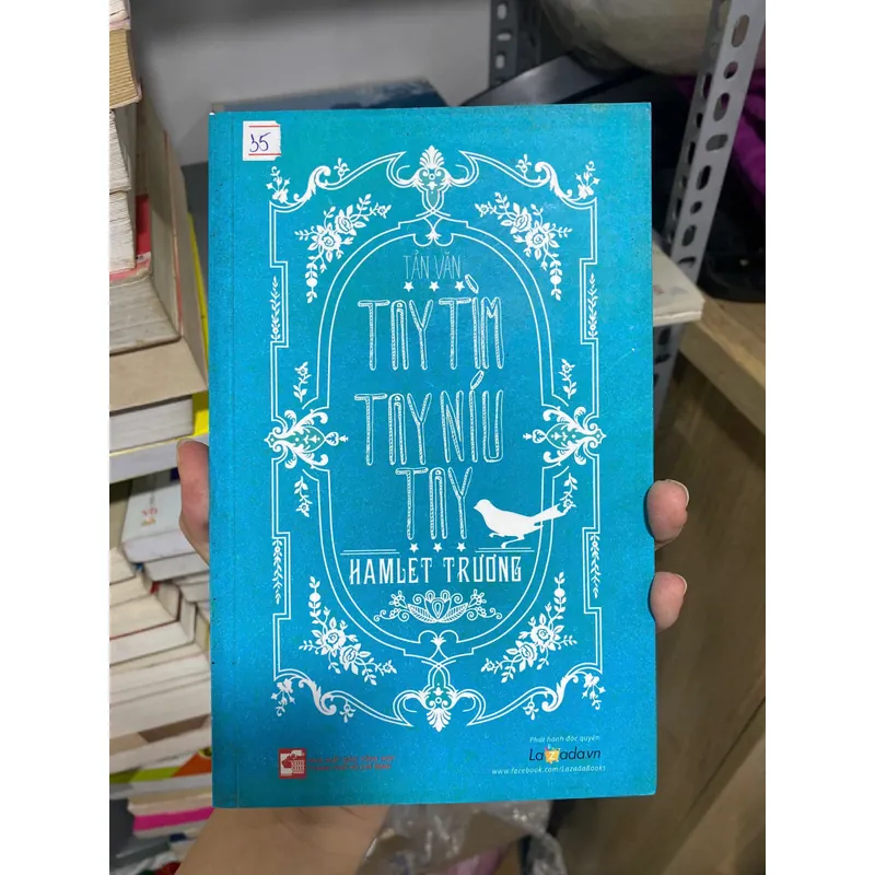 Sách Tay tìm tay níu tay 558629