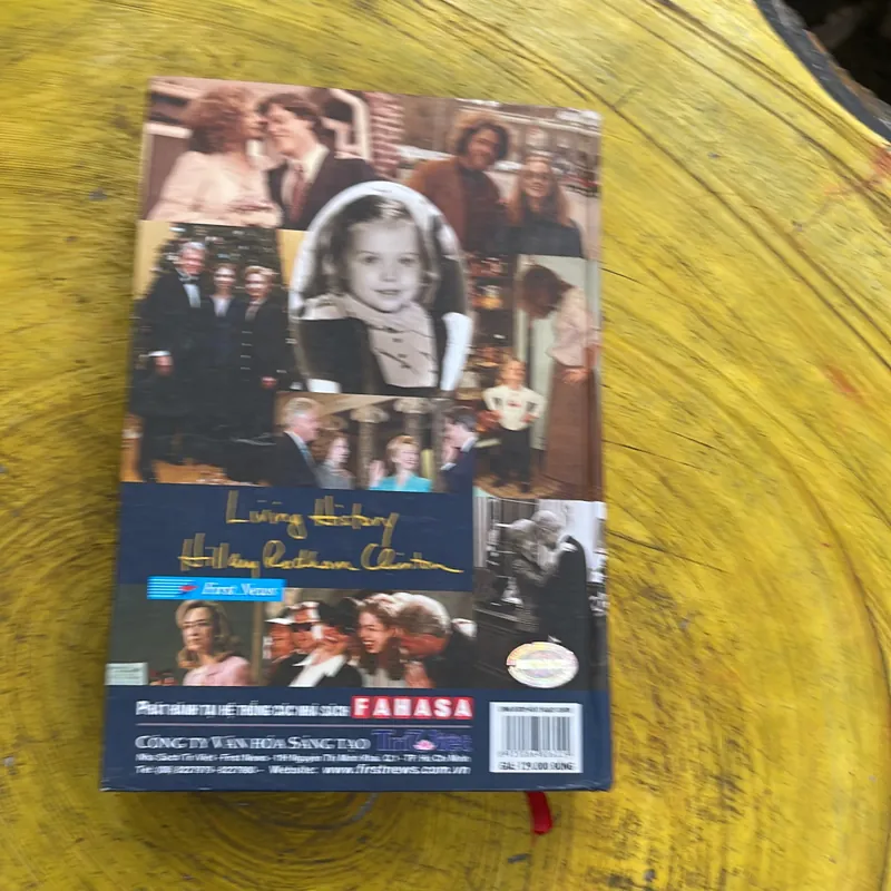 COMBO HILARY CLINTON: BÍ MẬT QUỐC GIA HỒI SINH & HỒI KÝ 736271