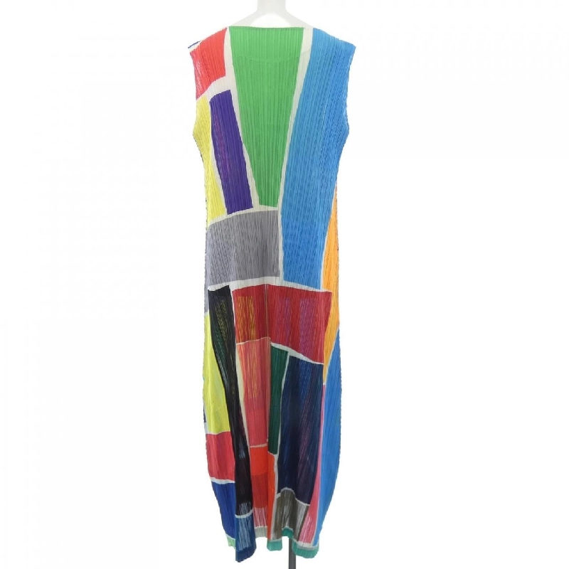 【Mã giảm giá】Đầm PLEATS PLEASE 653028