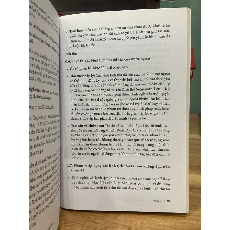 những rào cản trong công tác thu hồi tài sản-NXB Lao Động 728019