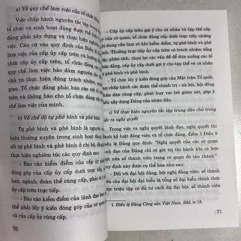 Tài liệu Bồi dưỡng bí thư chi bộ và cấp ủy viên ở cơ sở 783236