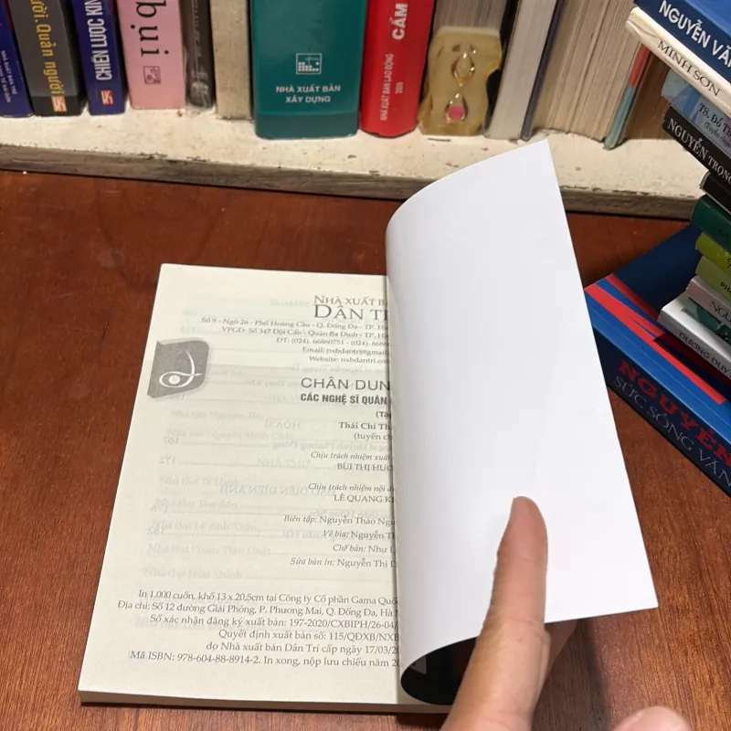 II Tuyển Chọn: Chân Dung Các Nghệ Sĩ Quân Đội (Tập 2) - Thái Chí Thanh - 2020 786214