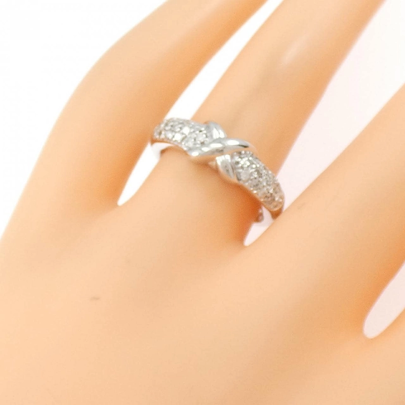 Nhẫn kim cương K18WG 0.31CT 669313
