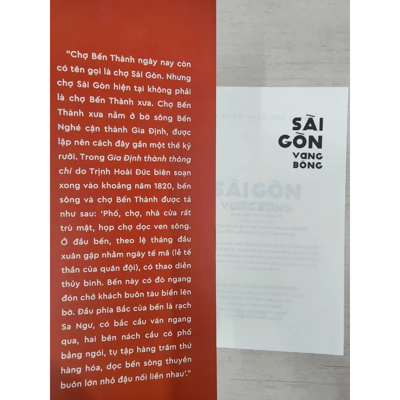 Sách Sài Gòn vang bóng của Lý nhân Phan Thứ Lang mới 99% 527309