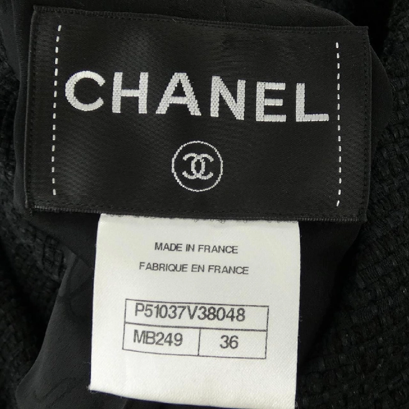 Áo khoác CHANEL P51037V38048 - Hàng hiệu Chính hãng 822366