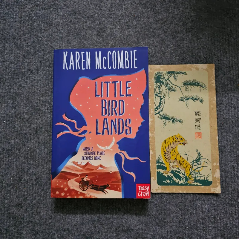 Little bird lands - karen mccombie 759537