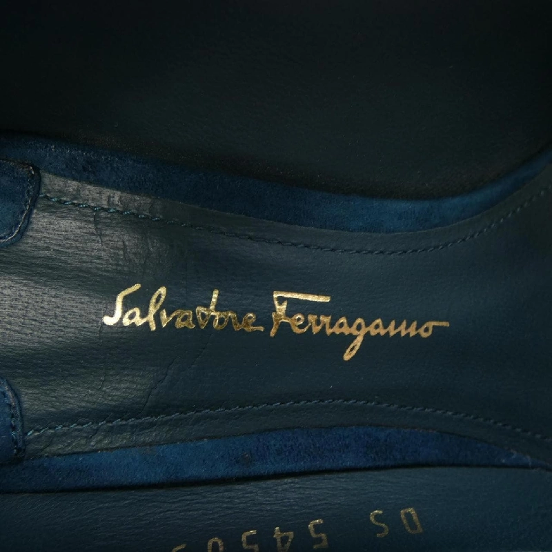 Giày SALVATORE FERRAGAMO DS54509 - Hàng hiệu Authentic 829233