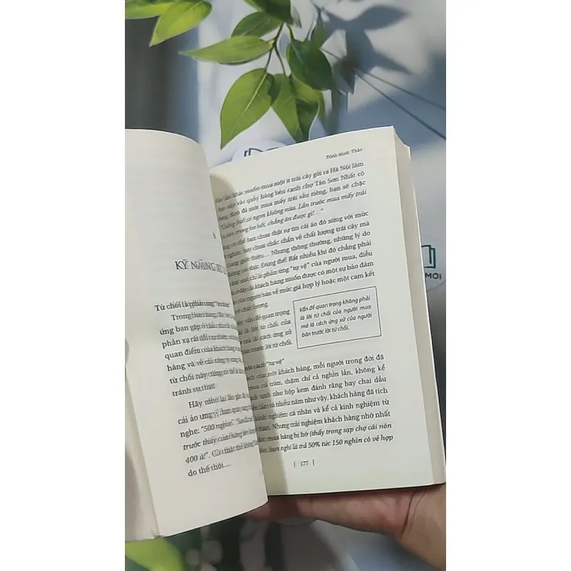 Đừng cố gắng bán - hãy giúp khách hàng mua - Trịnh Minh Thảo 688556