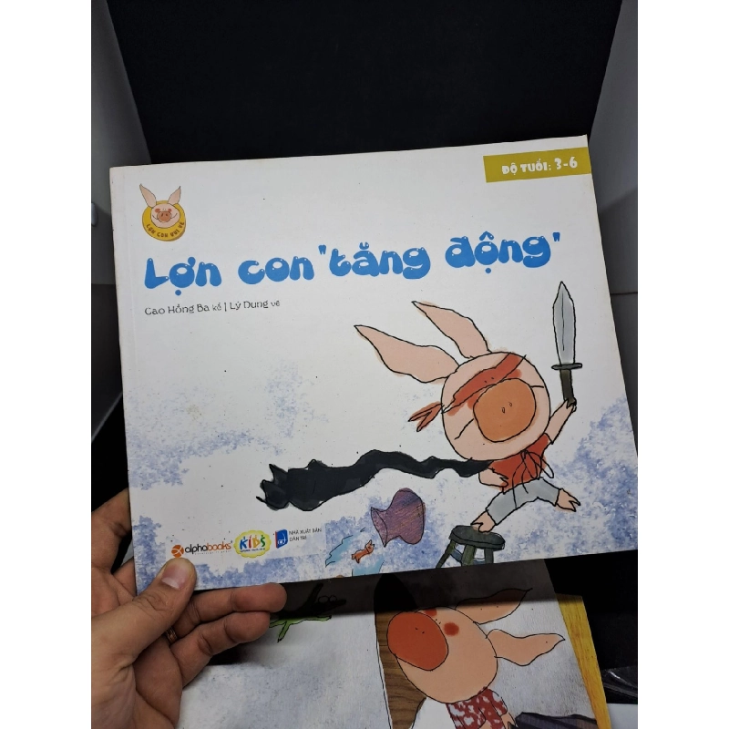 Combo truyện tranh hỗn hợp 11 cuốn 1095g mới 80% HCM2406 911579