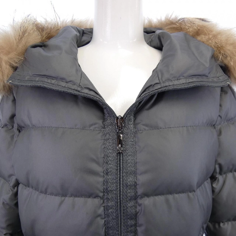 Moncler MONCLER 46331/17/54062 ANGERS Áo khoác lông 627937