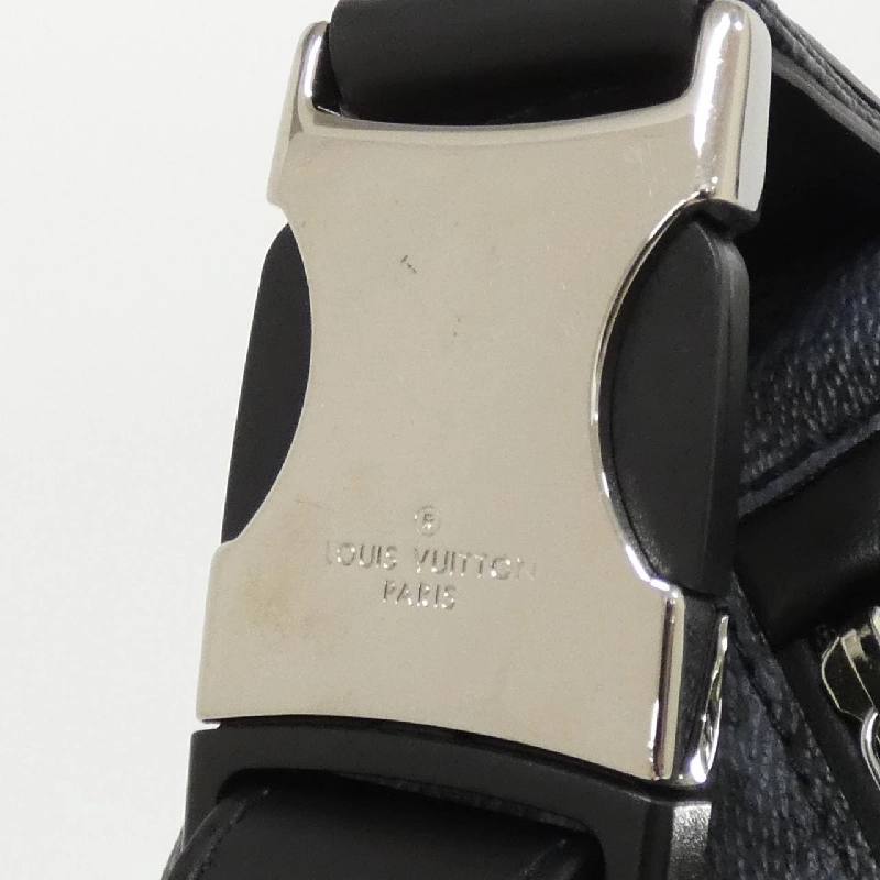 Túi đeo chéo Louis Vuitton Monogram Pastel Noir Discovery Bum Bag M57276 608730