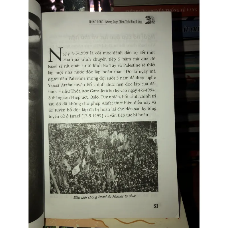 Bí mật một huyền thoại - Arafat Một đời tự do - Mạnh Kim và Nguyễn Văn Phước  777145