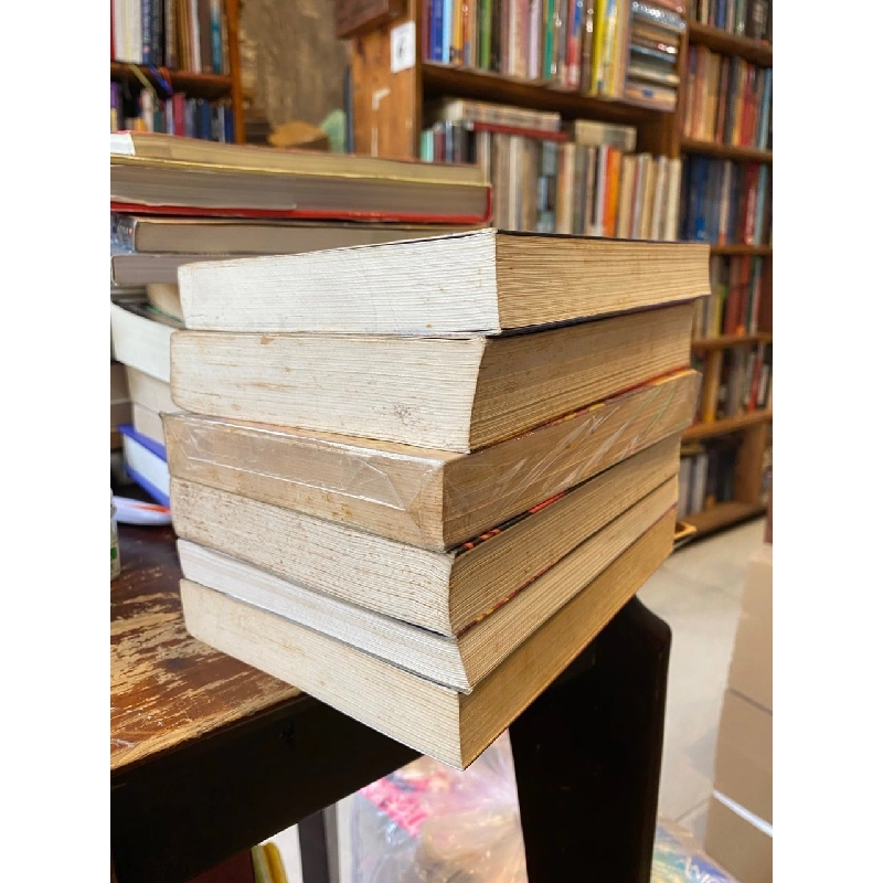 Eragon Cậu bé cưỡi rồng - Christopher Paolini 143921