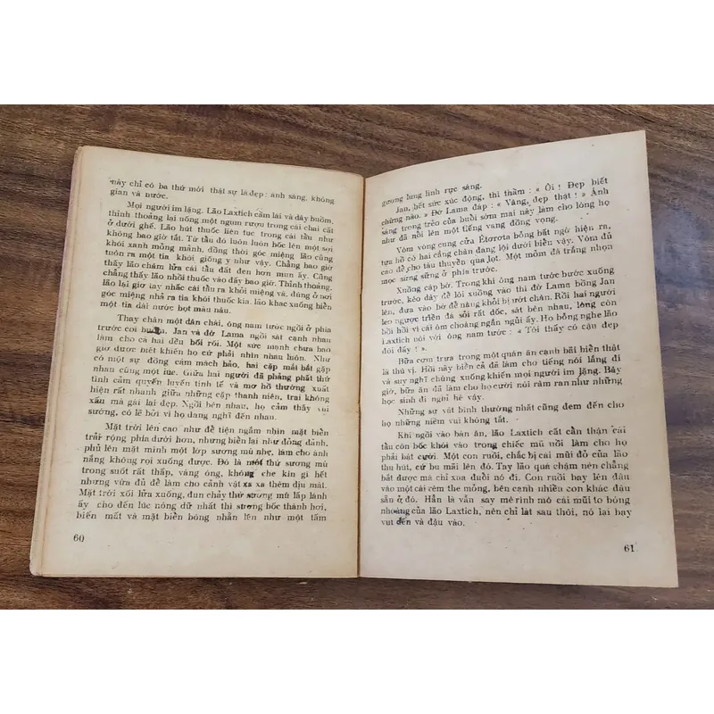 Tiểu thuyết một cuộc đời - Guy De Maupassant (in 1980, 354 trang) 732057
