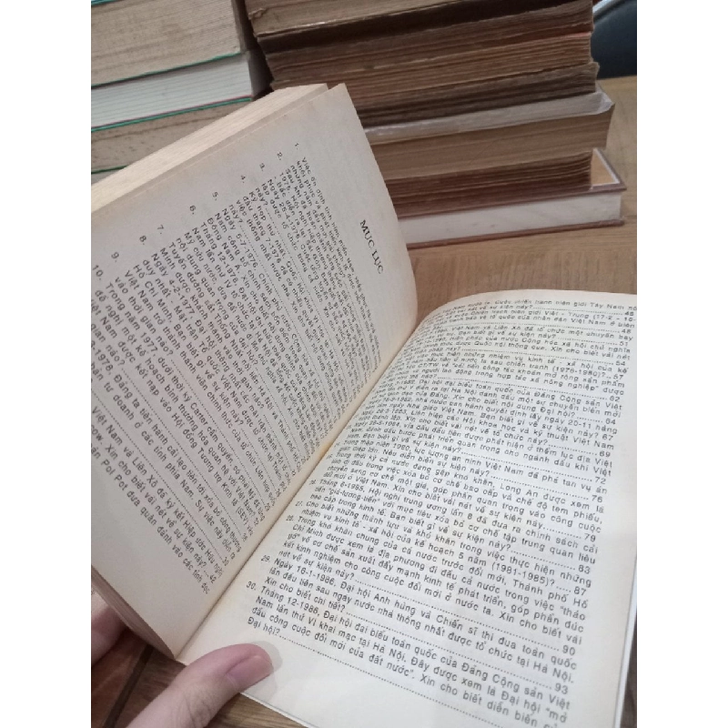 Hỏi đáp lịch sử Việt Nam - Nhóm Nhân Văn Trẻ 124509