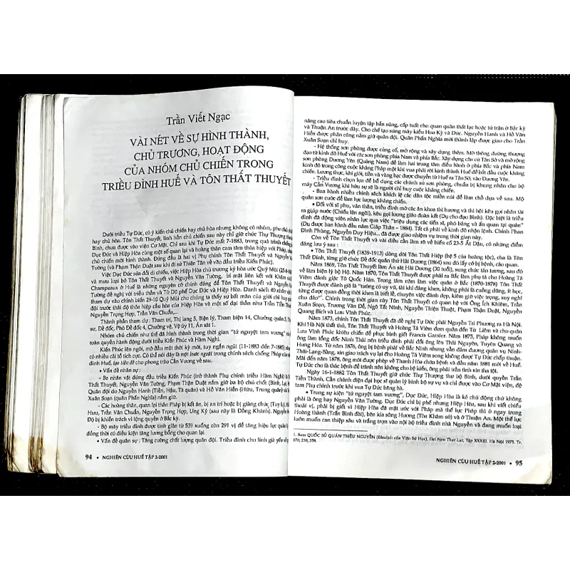 NGHIÊN CỨU HUẾ - TẬP 2 1019040