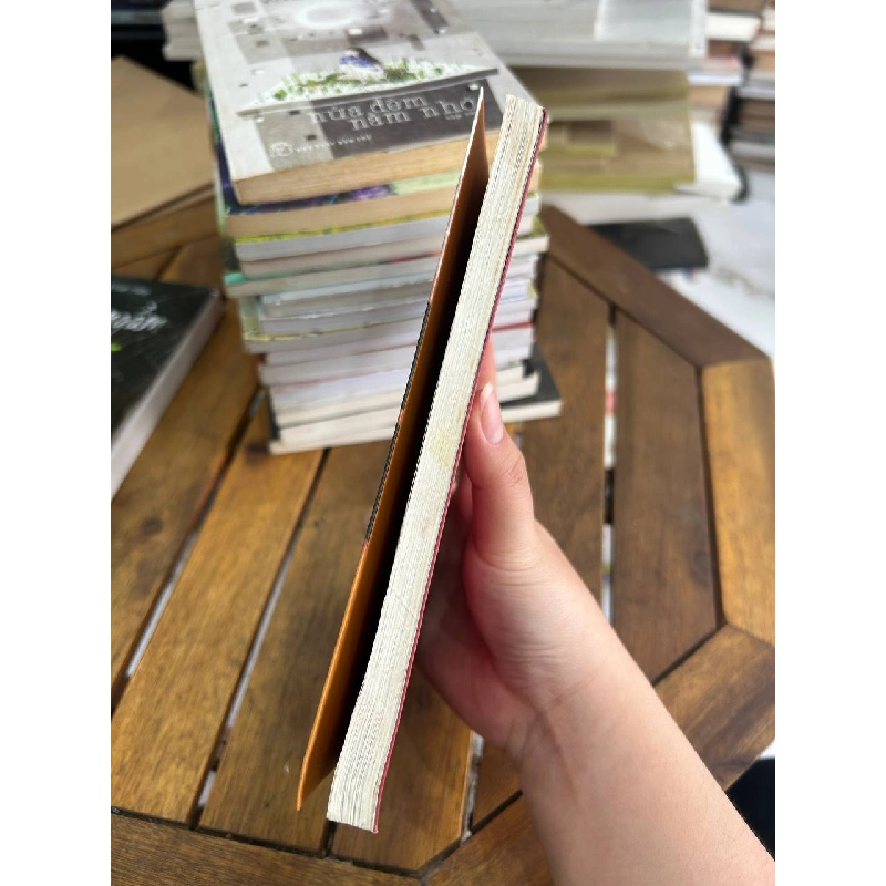 Chuyện Tình Viên Phó Sứ - Nguyễn Thị Mỹ Dung - Nguyễn Thị Mỹ Dung 961007