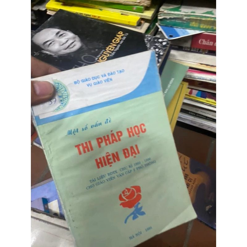 Sách Một số vấn đề Thi pháp học hiện đại - Bộ GDDT Vụ giáo viên 308136