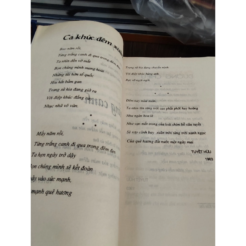 Một thời đã qua ( thơ ) - nhiều tác giả 1028029