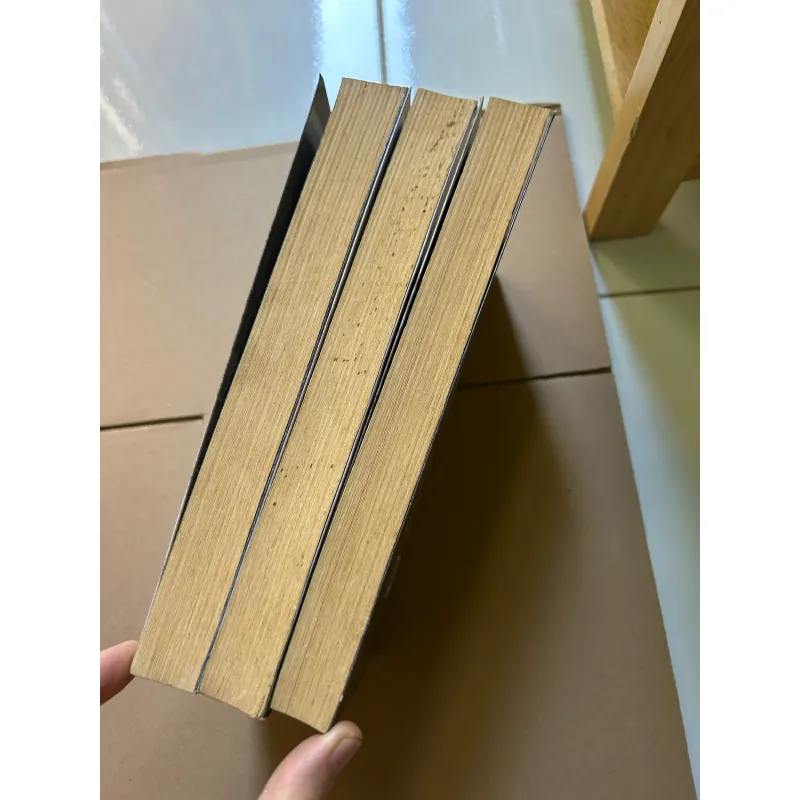 Ashfall Tàn tro 3 tập - Ashen Winter 929763