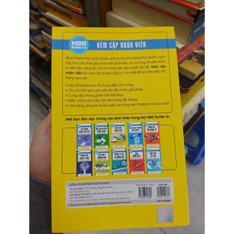 SÁCH KÈM CẶP NHÂN VIÊN - COACHING EMPLOYEES (B1) 706186