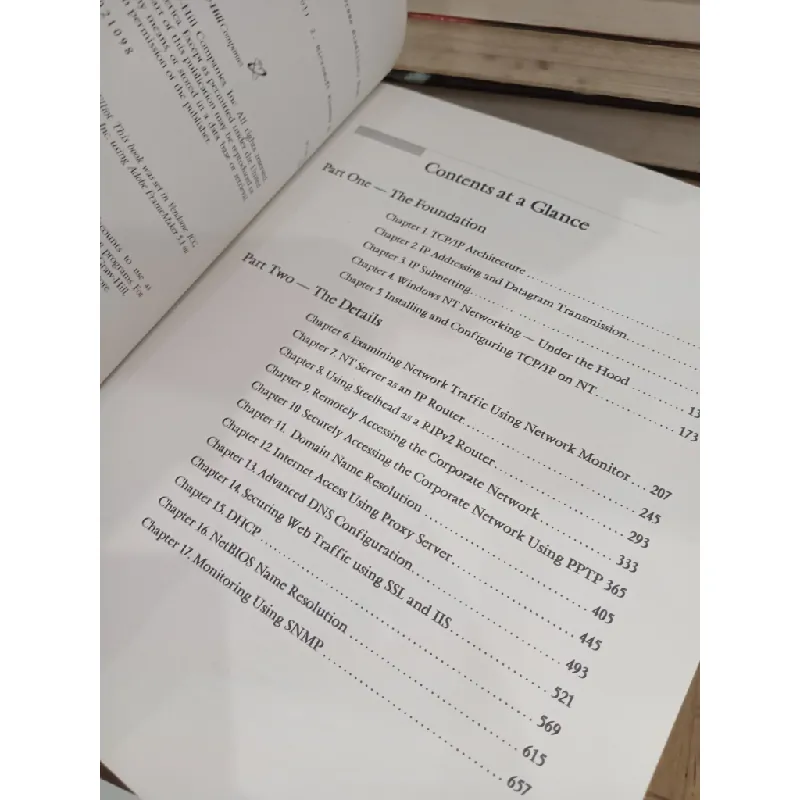 TCP/IP with Windows NT Illustrated - T. Bisaillon, B. Werner 605895