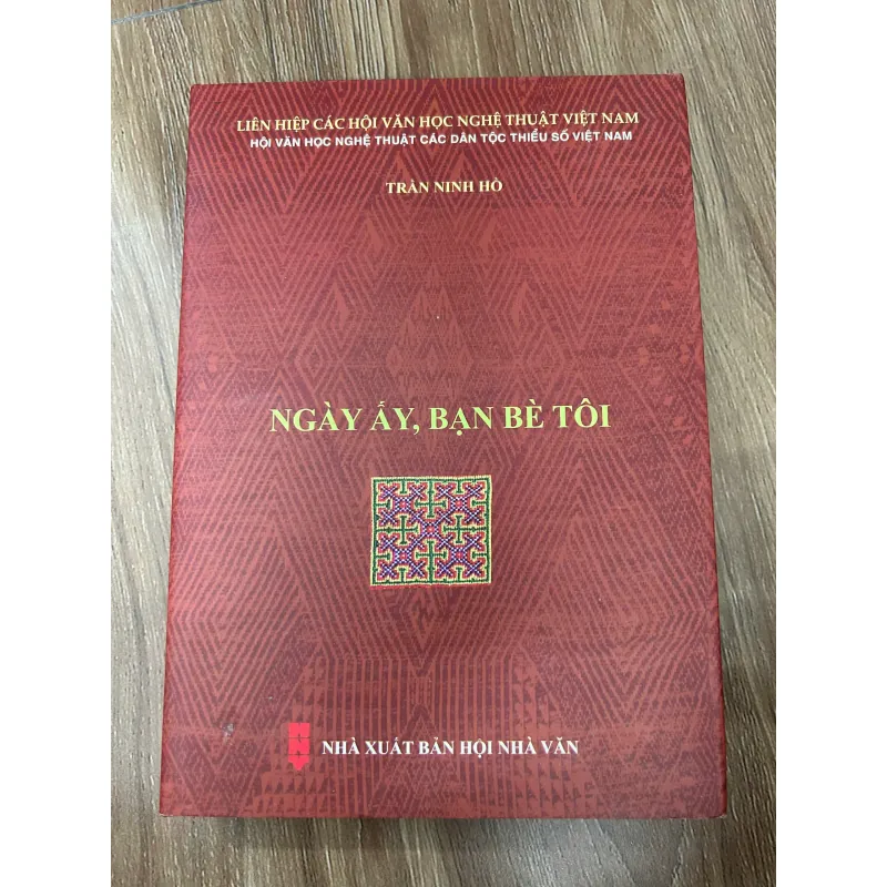 Ngày ấy, bạn bè tôi – Trần Ninh Hồ 761166