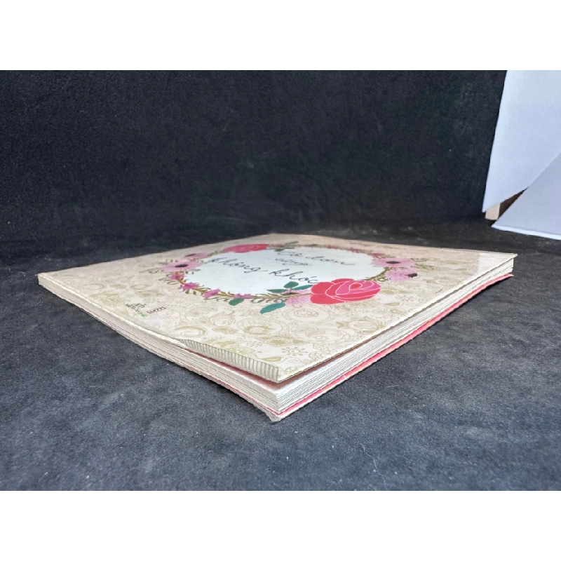 Thơ Cô đơn cũng không khóc Thuỷ Anna New 90% (có chữ ký tác giả) SBM1703 342681