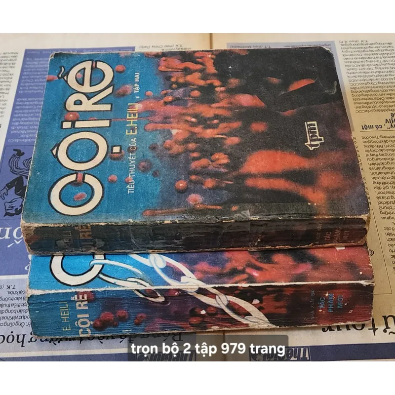 Trọn bộ 2 tập văn học kinh điển Cội Rễ của Alex Haley 702997