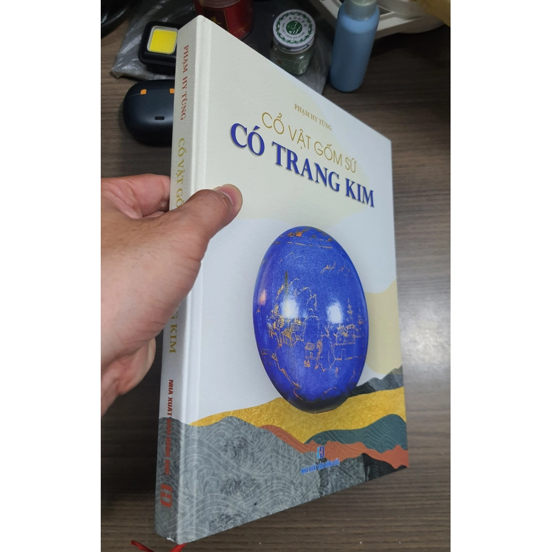 Cổ vật gốm sứ có trang kim 501039