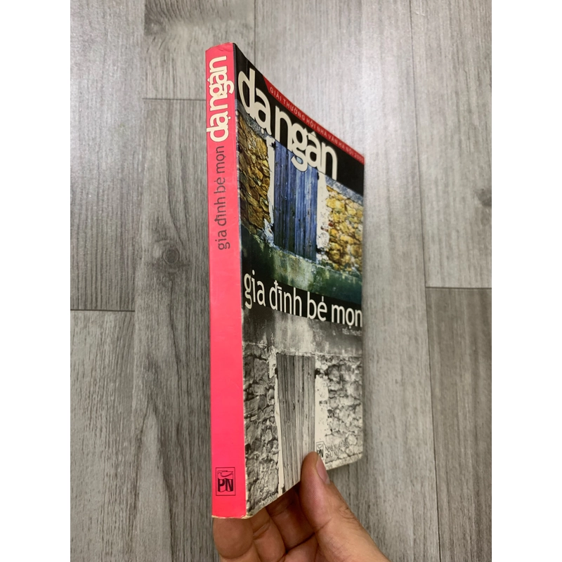 Gia đình bé mọn - dạ ngân. 999 458967