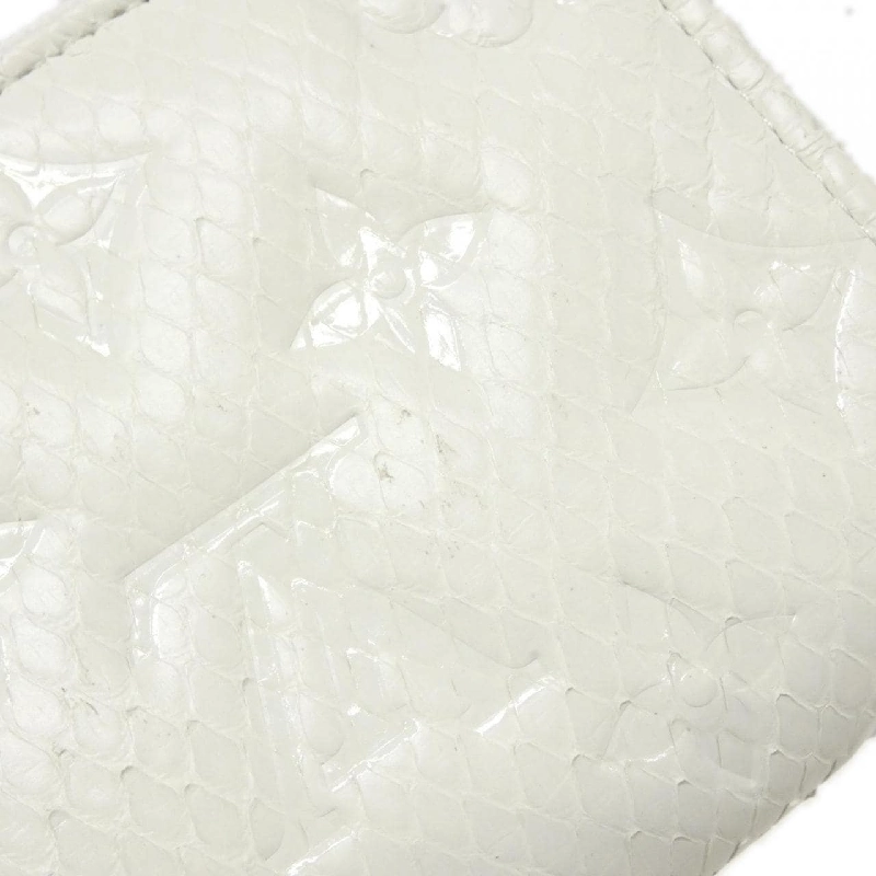 Ví Louis Vuitton da kỳ lạ Portefeuille Rue 622148