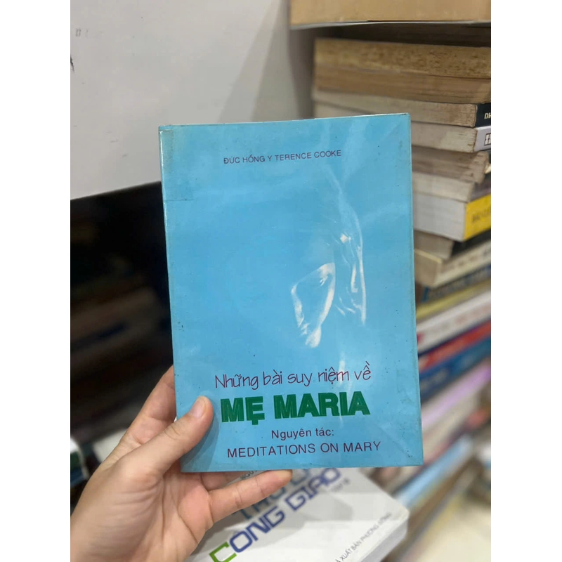 Những bài suy niệm về Mẹ Maria 477388