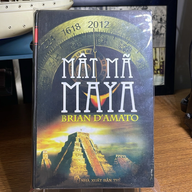 Mật mã Maya Brian D’ Amato 504767