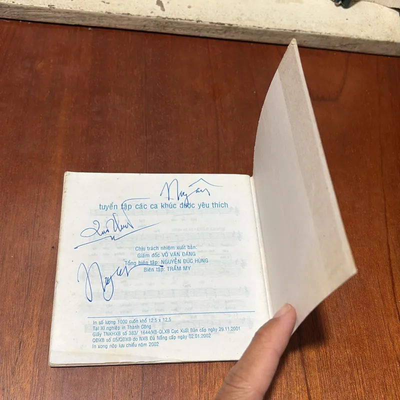 II Sổ Tay Ca Nhạc: Cám Ơn Tình Yêu - Tuyển Tập Những Ca Khúc Được Yêu Thích - 2002 752203