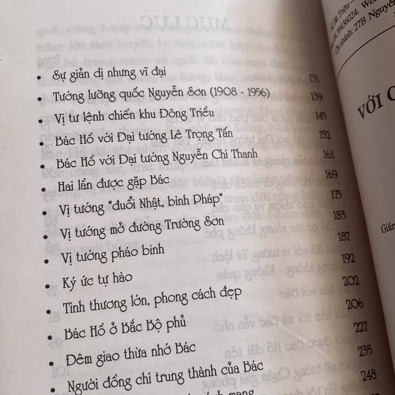 Bác Hồ với các tướng lĩnh  732628