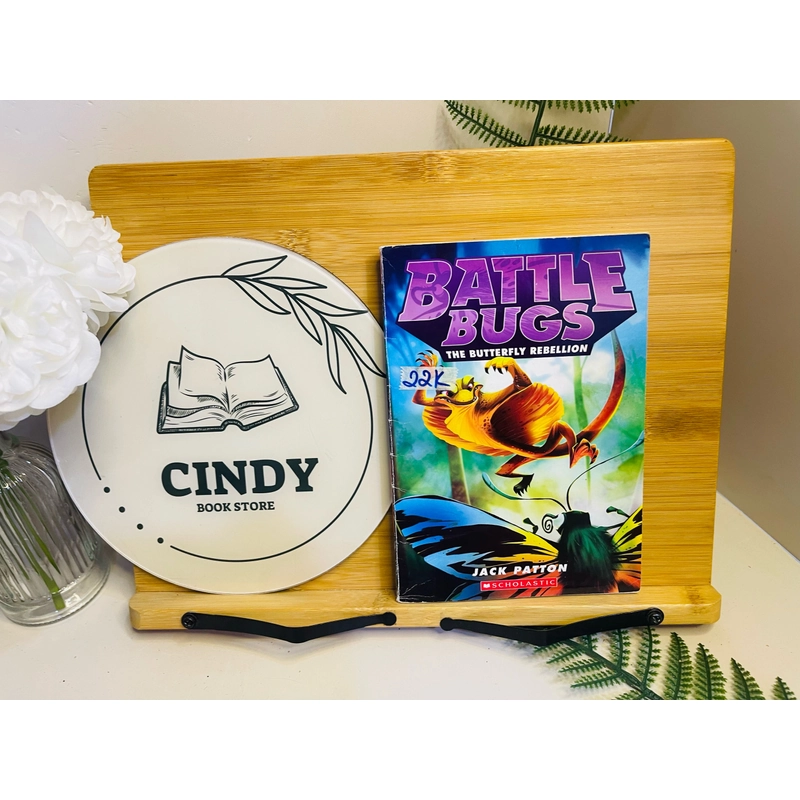 [Sách tiếng Anh 2hand] Like new 90% - Battle Bugs - The Butterfly Rebellion 499496
