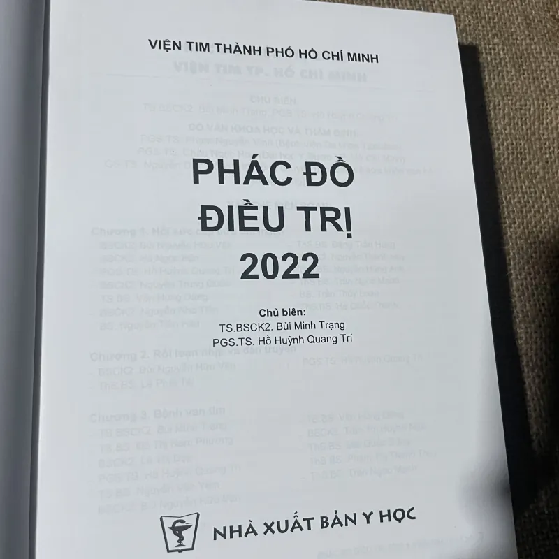 Các đồ điều trị 2022 - TS.BSCK2. Bùi Minh Trạng PGS.TS. Hồ Huỳnh Quang Trí- 720 trang  750278