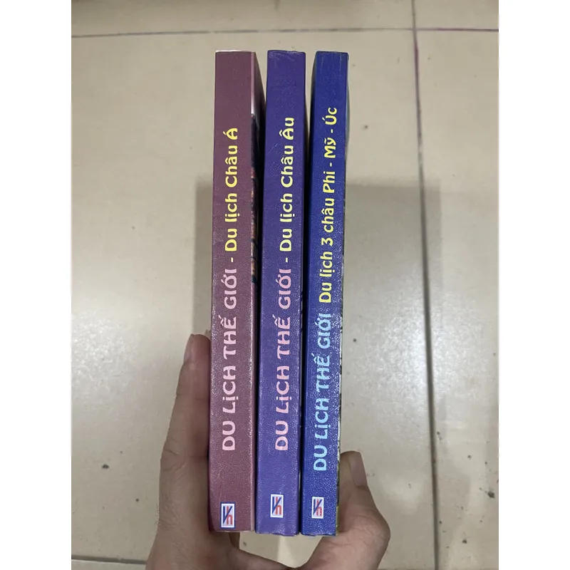 Du lịch thế giới gồm 3 cuốn - Du lịch châu Á - Du lịch châu Âu - Phi - Mỹ - Úc (c43) 717755