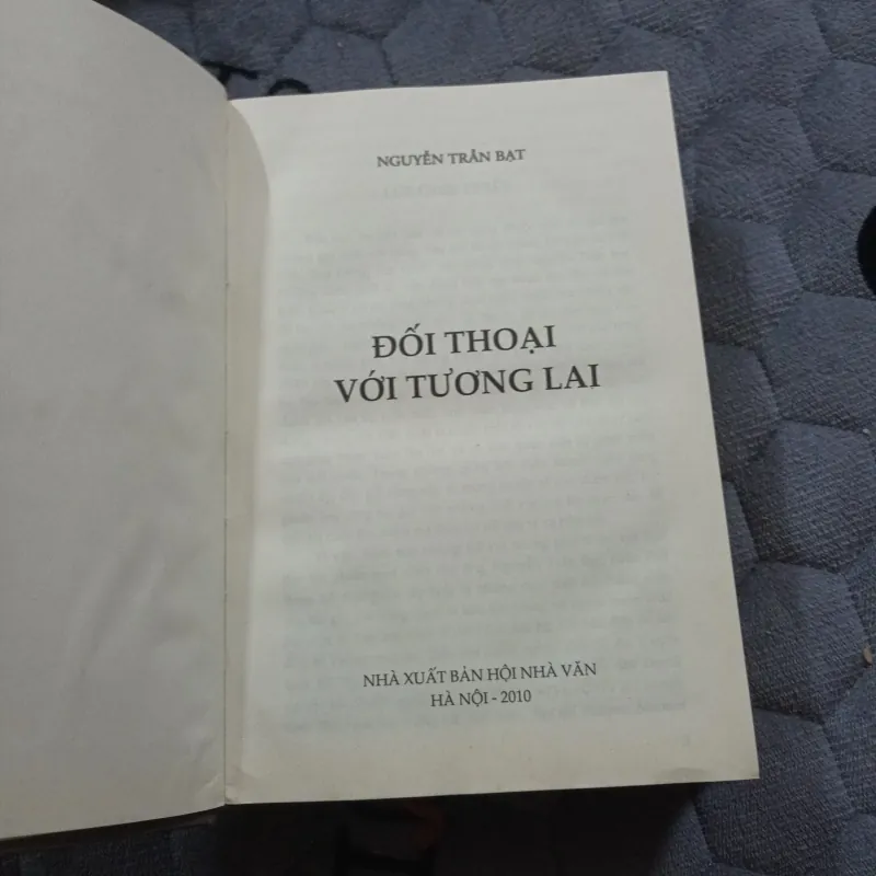 Đối Thoại Với Tương Lai- Nguyễn Trần Bạt 775834