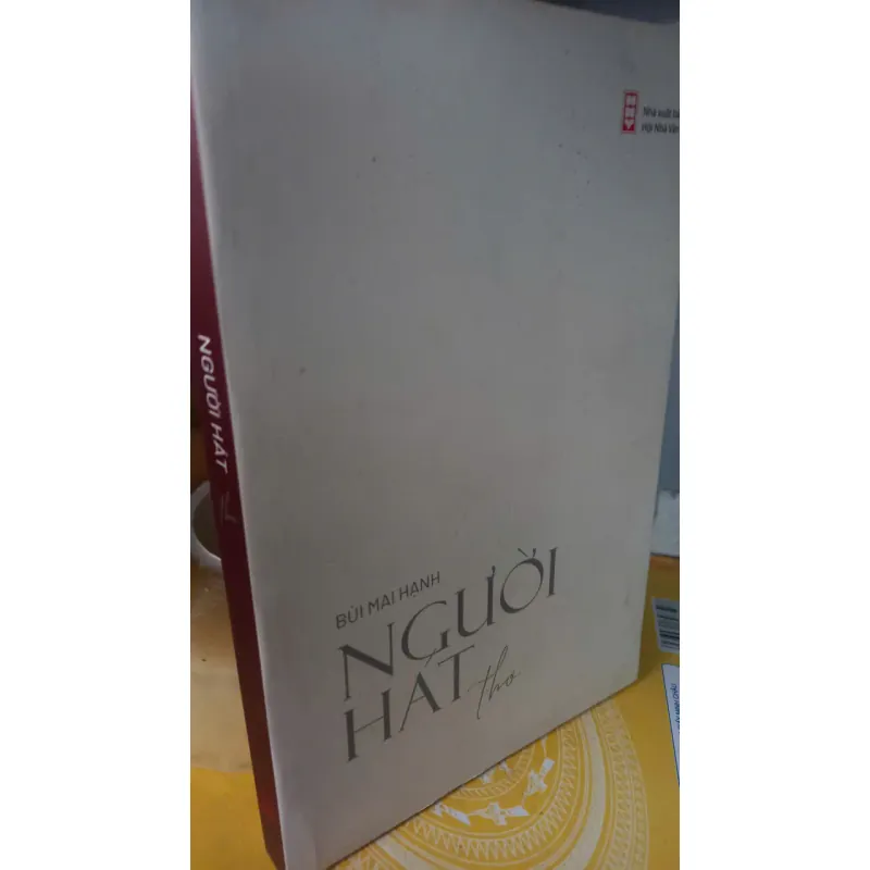 người hát thơ - bùi mai hạnh 966436