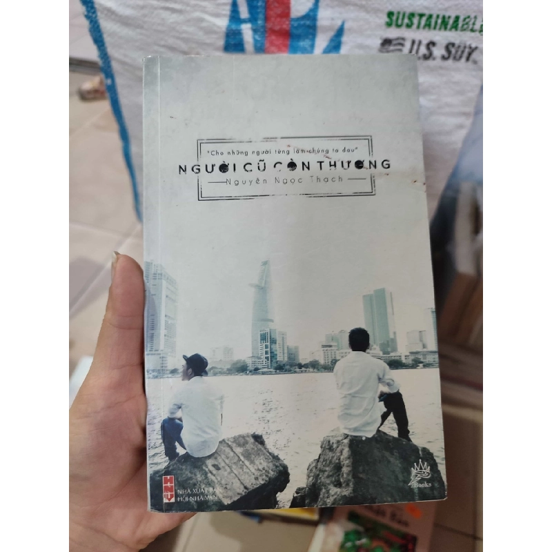 Người Cũ Còn Thương, mới 60% (lỗi bìa và trang nặng)HCM01/03 910239