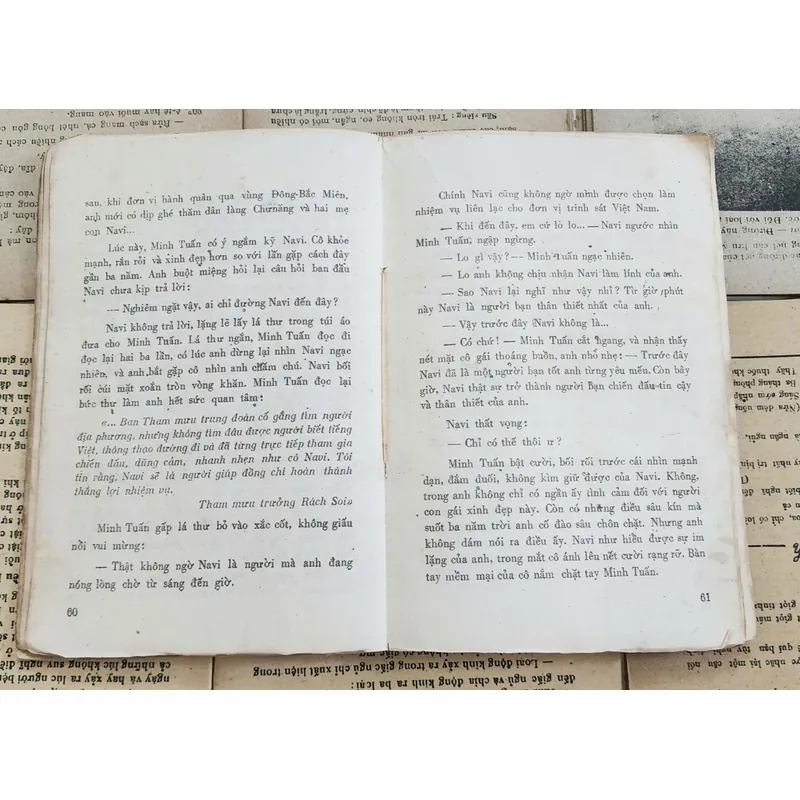 Tiểu thuyết BÊN CHÉN RƯỢU THỀ (in 1989), tác giả Bùi Hồng Phúc 705166