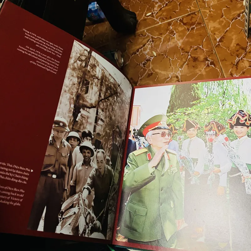 Tướng Giáp Trong Lòng Dân (Song ngữ Việt – Anh) #TAKE 272628