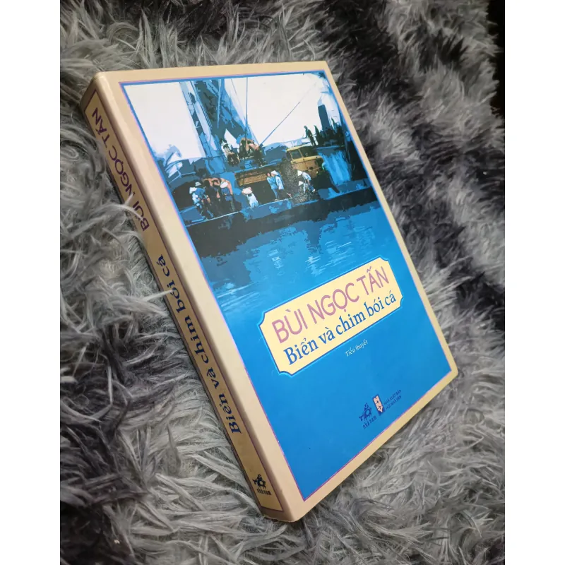 Biển và chim bói cá (Bùi Ngọc Tấn) 932889