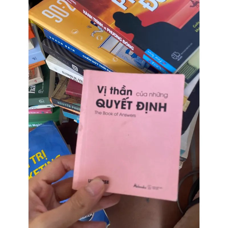 Sách vị thần của những quyết định 312310