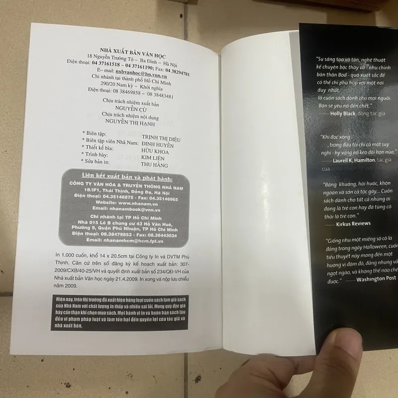 CÂU CHUYỆN NGHĨA ĐỊA - Neil Gaiman (c47) 928070